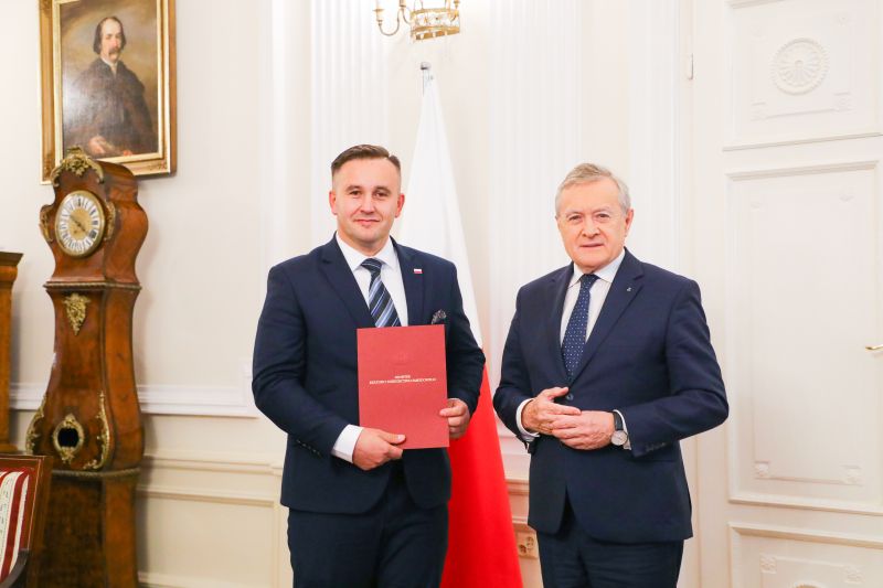 Od lewej dr Piotr Szopa, Dyrektor MZŁ, z prawej - prof. Piotr Gliński - Minister Kultury i Dziedzictwa Narodowego